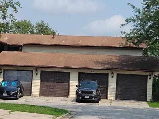 Condo for sale in Country Club Hills, Illinois