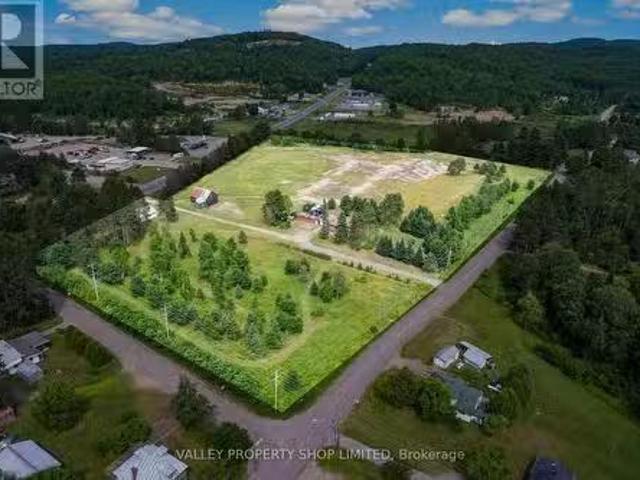 House for sale in Renfrew, Ontario