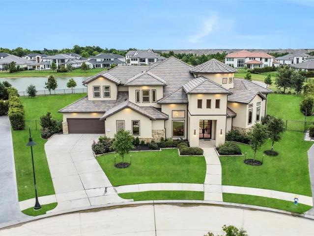House for sale in Cypress