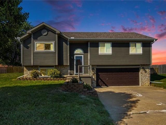 House for sale in Smithville, Missouri