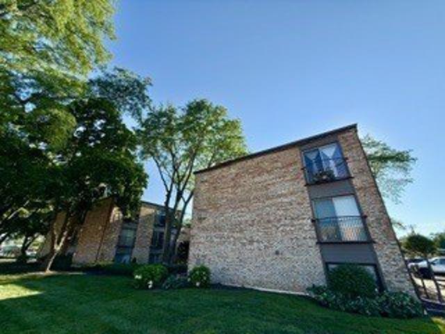 Condo for sale in Northbrook, Illinois