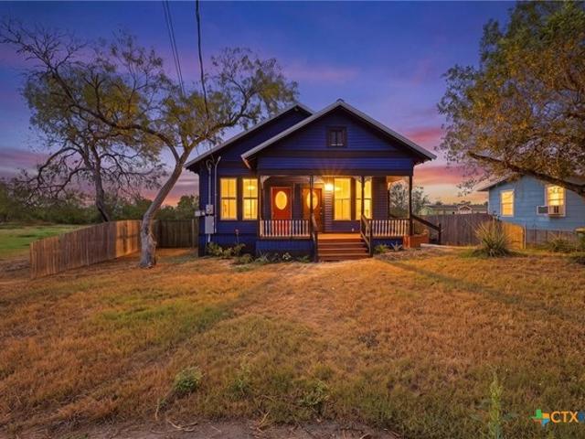 House for sale in Gonzales, Gonzales County
