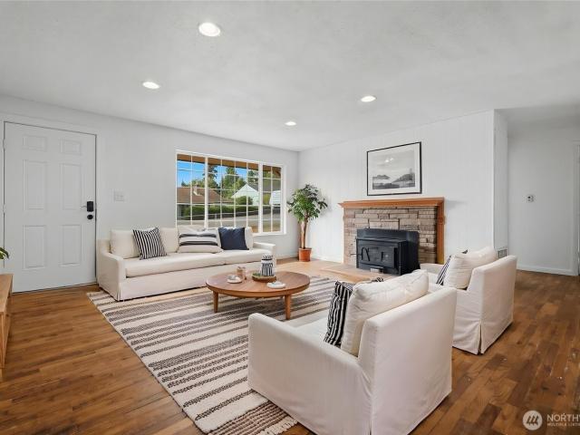 House for sale in Belfair, Washington