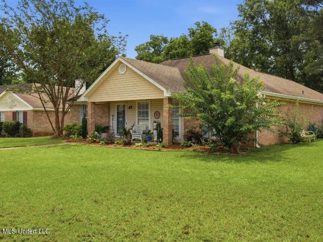 House for sale in Pearl, Mississippi