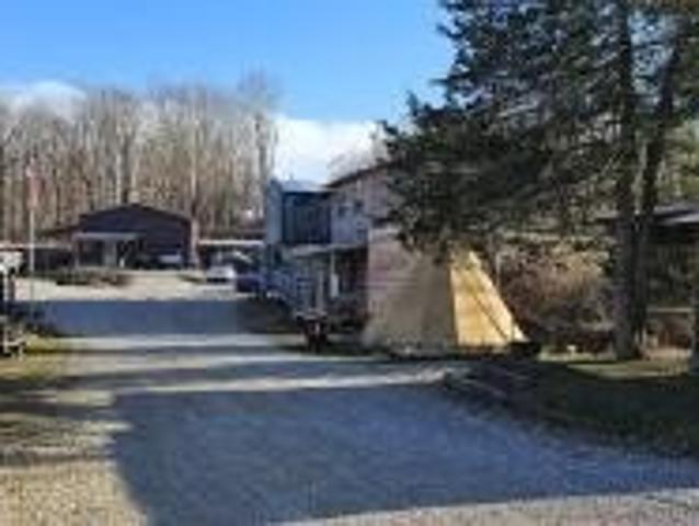 House for sale in Barry, Missouri