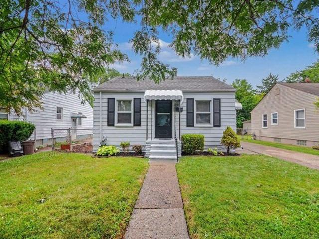 House for sale in Harper Woods, Wayne County