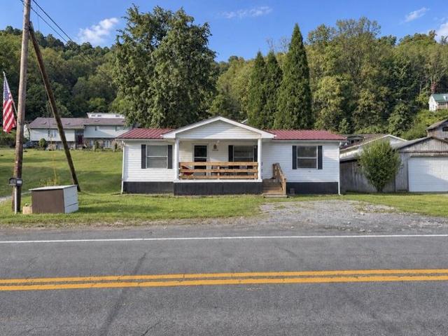 House for sale in Ansted, Fayette County