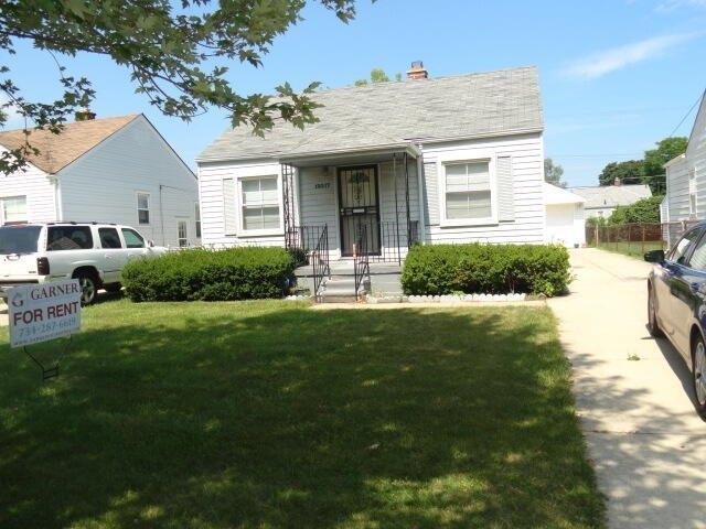 House for sale in Harper Woods, Wayne County