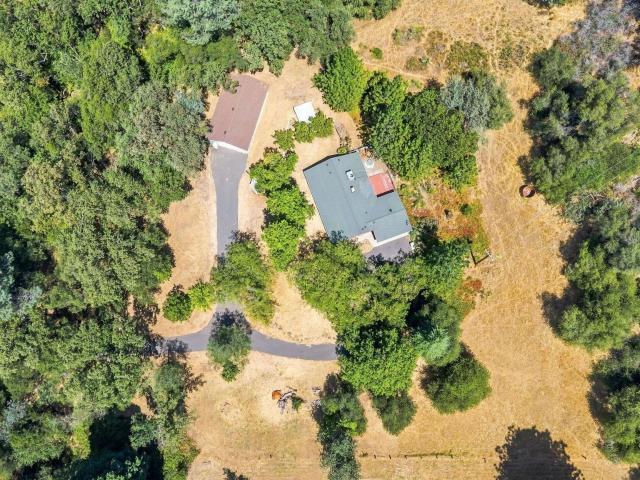 House for sale in Tuolumne, California