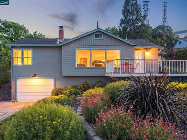 House for sale in Crockett, California