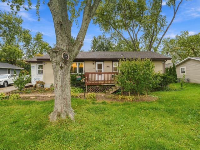 House for sale in Twin Lakes, Kenosha County