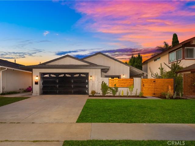 House for sale in Tustin