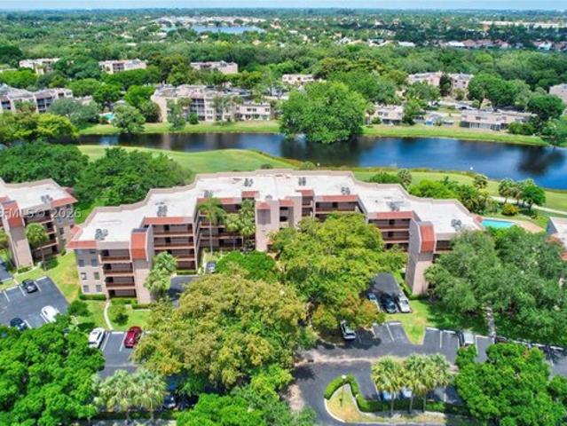 Condo for sale in Davie, Florida