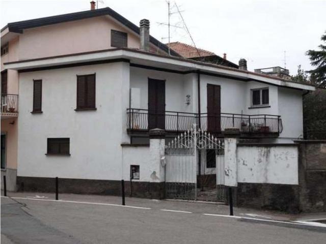 Villa Indipendente in vendita a Travaino, Caronno Varesino
