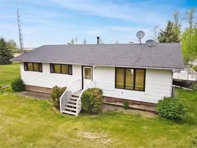 House for sale in Alberta