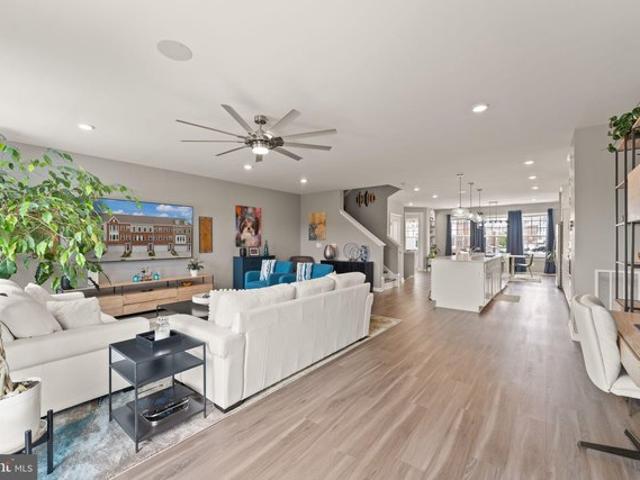 Townhouse for sale in Virginia