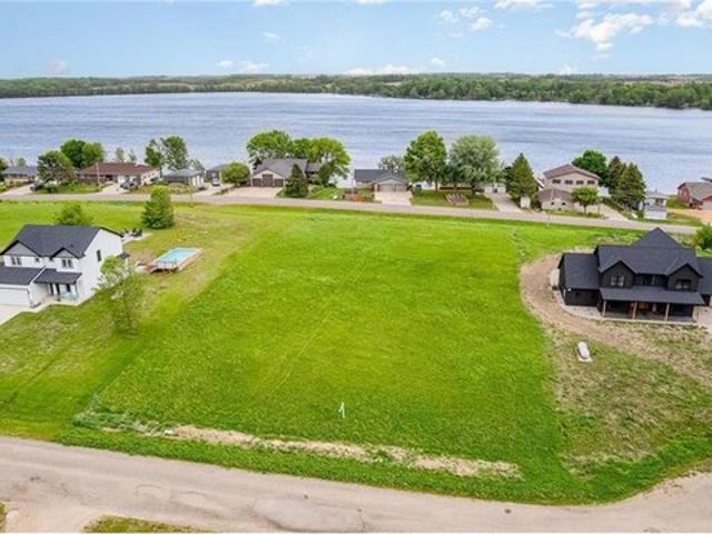 Land for sale in Le Center, Minnesota