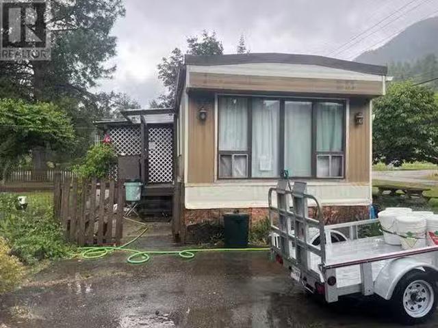 House for sale in Brilliant, British Columbia