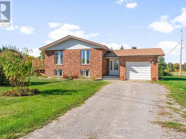 House for sale in Renfrew, Ontario