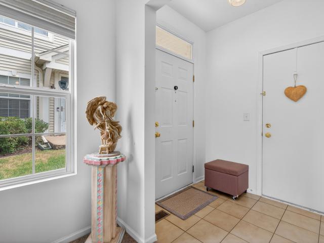 Condo for sale in Aurora, Illinois