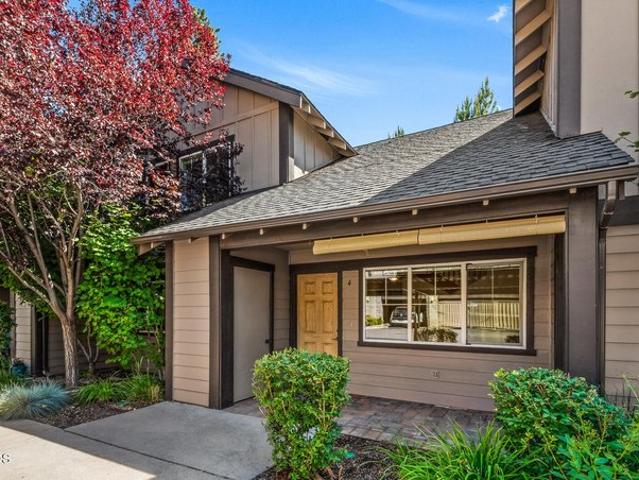 Condo for sale in Oregonia