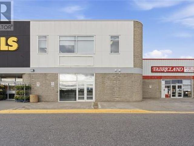 Commercial for rent in Four Corners, Greater Sudbury