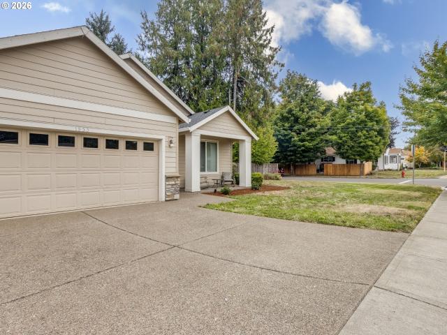 House for sale in Forest Grove, Washington County