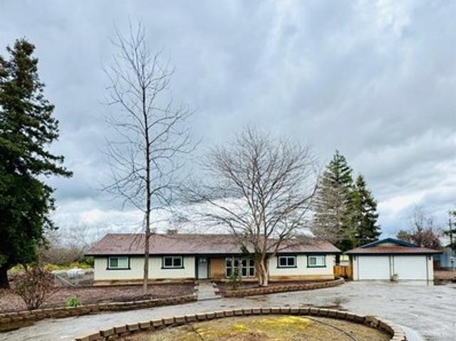 House for sale in Reedley, California