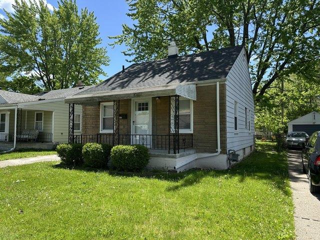 House for sale in Harper Woods, Michigan