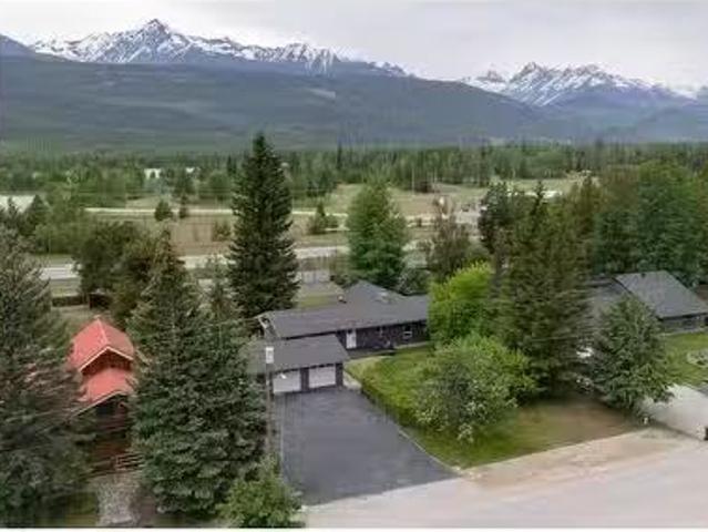 House for sale in Valemount, British Columbia