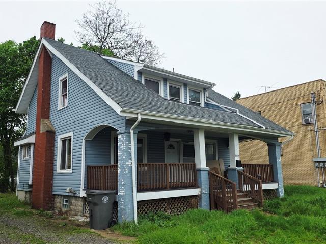 House for sale in Youngstown, Ohio