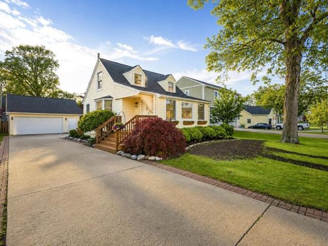 House for sale in Keego Harbor, Michigan