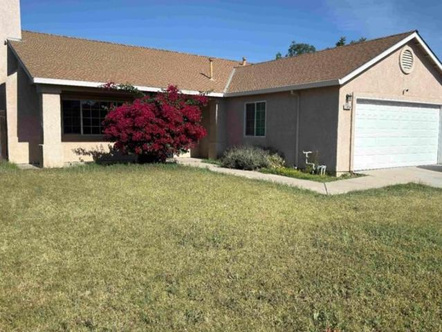 House for sale in Dos Palos, California