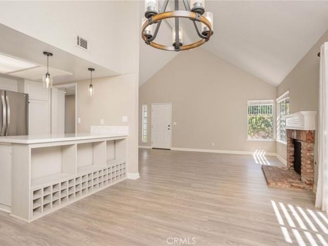 Townhouse for sale in Simi Valley, California