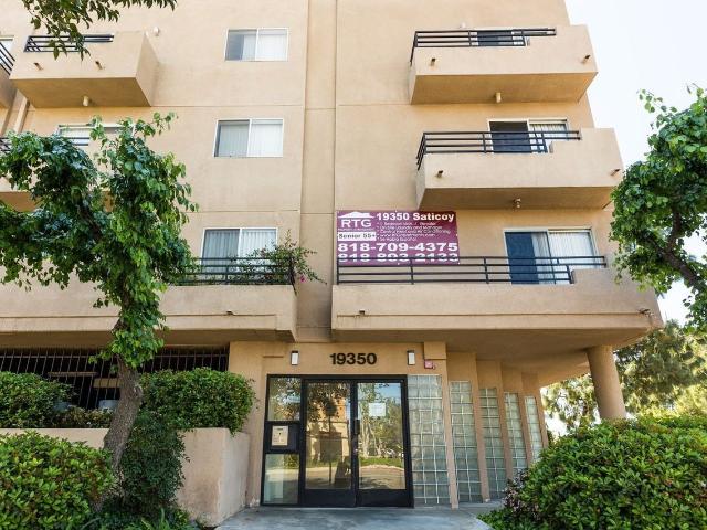 Apartment for rent in Van Nuys Neighborhood Council District, Canoga Park