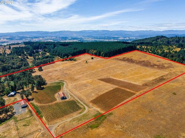 Farm for sale in Oregonia