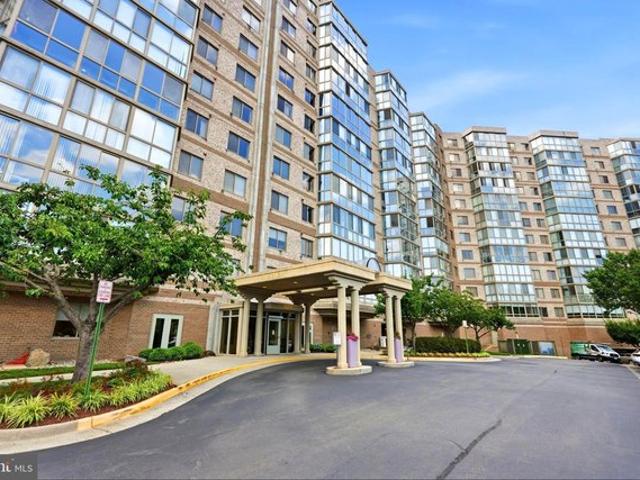 Condo for sale in Virginia