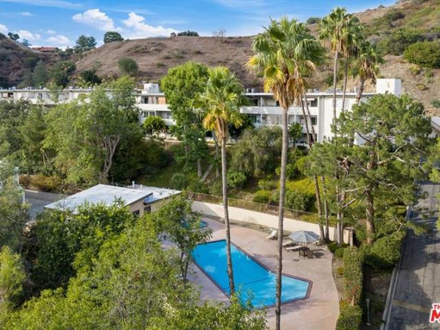 Condo for sale in Glendale, Los Angeles County