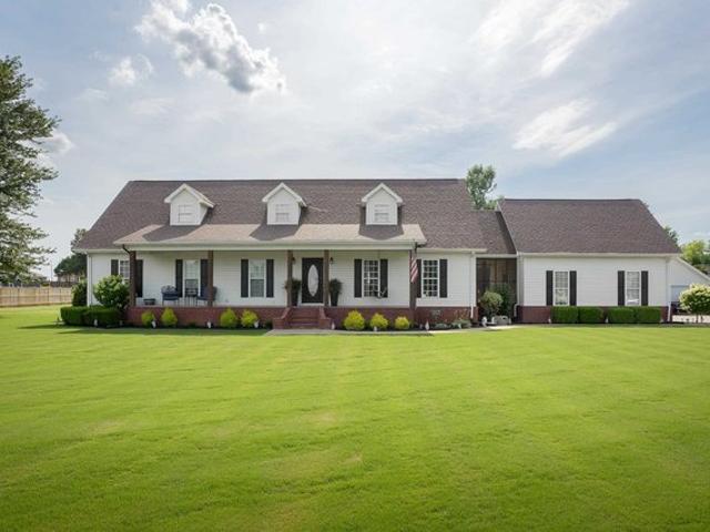House for sale in Tuscumbia, Alabama