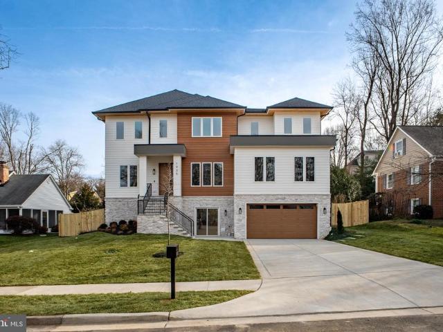 House for sale in Foxhall, McLean