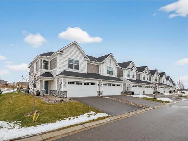 Townhouse for sale in Carver, Minnesota