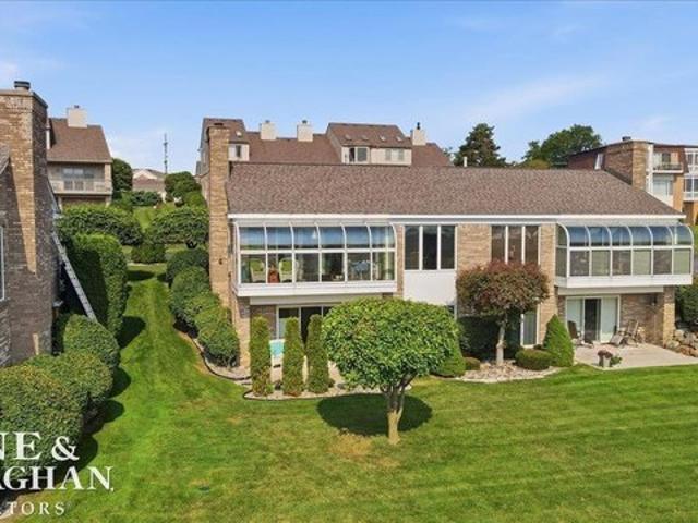 Townhouse for sale in East China, Michigan