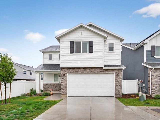 House for sale in Syracuse, Utah