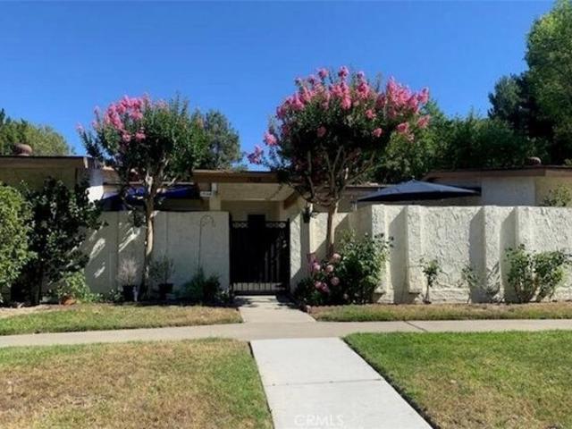 Condo for sale in Canyon Country, California
