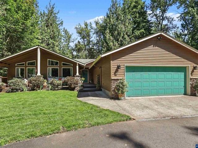 House for sale in Sandy, Clackamas County