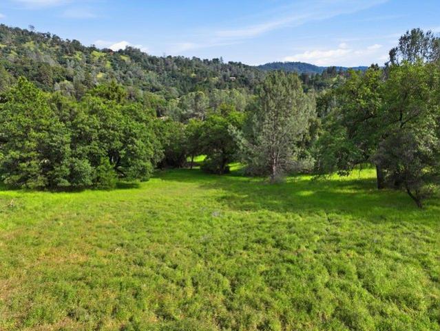 Land for sale in Grass Valley, California