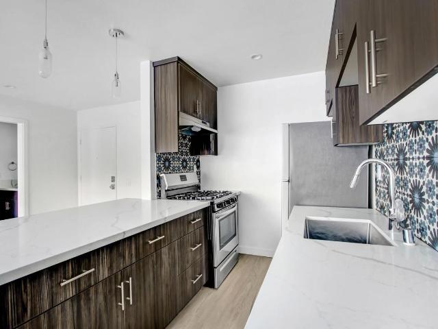 Apartment for rent in Canoga Park, California