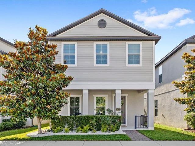 House for sale in Oakland, Florida