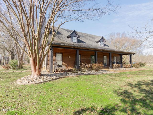 House for sale in Fairchilds Crossroads, Raymond