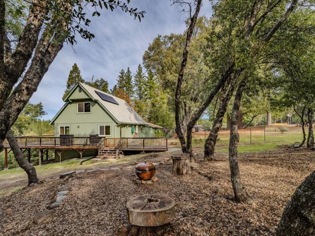 House for sale in Pine Grove, California